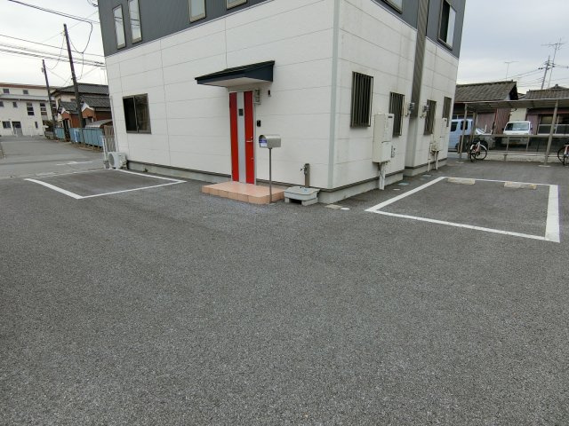 アド・フォの駐車場