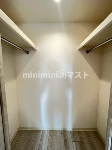プレサンス大国町ラヴェニールの収納