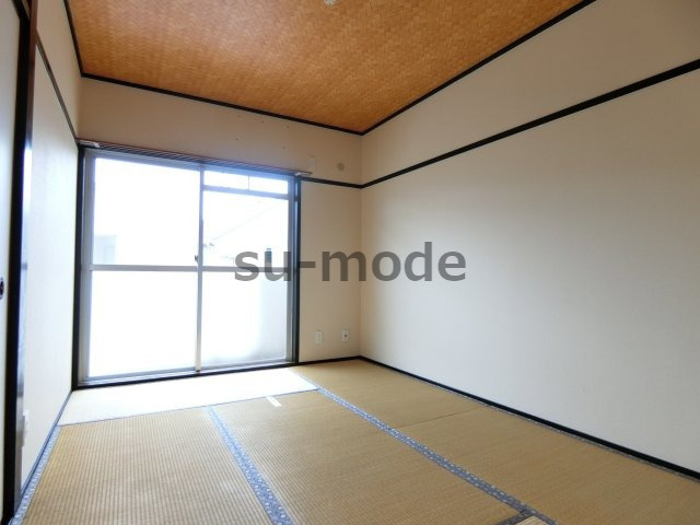 清水マンションの和室
