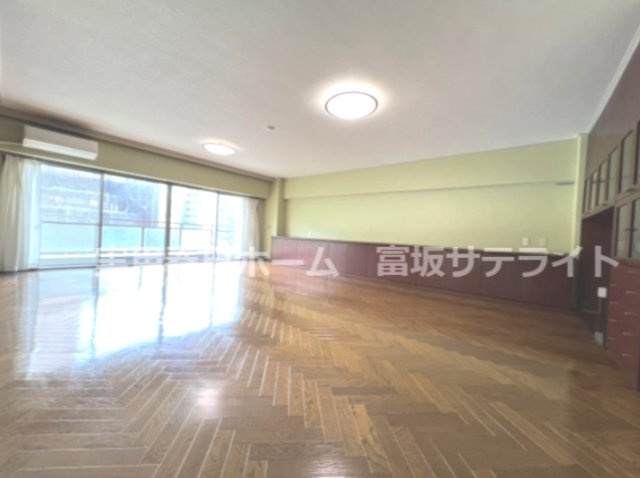 日商岩井音羽マンションの画像