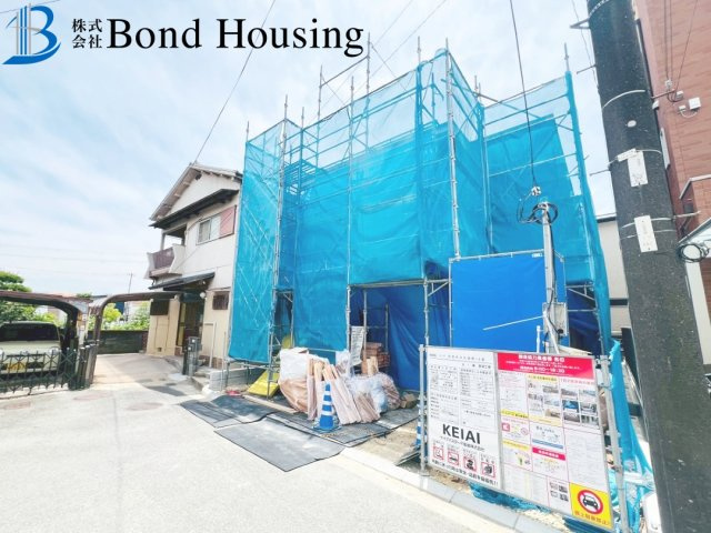 JR大久保駅徒歩14分　駐車２台　大久保町大窪　新築戸建の前面道路含む現地写真