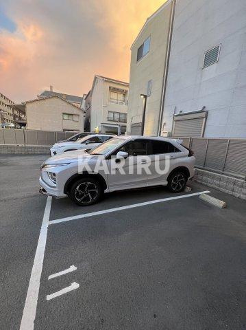 プレジオ都島本通の駐車場