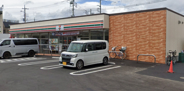 セブンイレブン日野万…まで611m