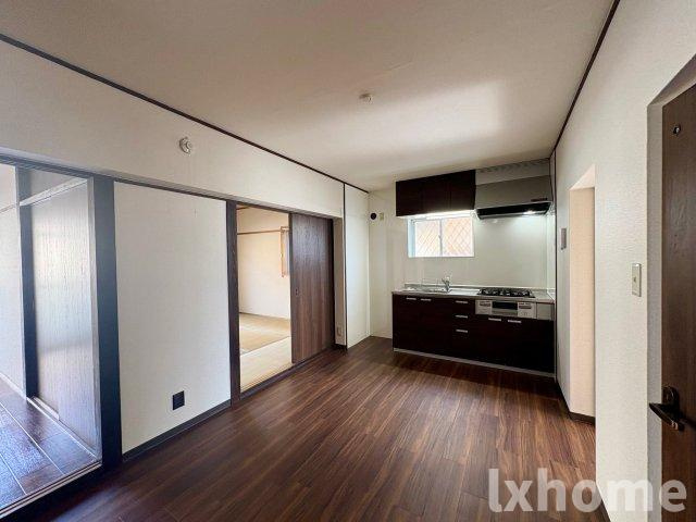 清水マンションの居間・リビング|居間です