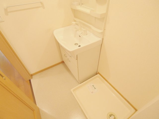 サンカルージの独立洗面台