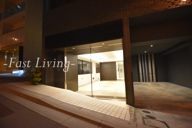 千代田区麹町５丁目の賃貸マンション