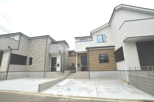 【外観】 | 綾瀬市綾西3丁目　新築戸建て　全２棟【仲介手数料無料】 | 建物完成しました！！内見可能です♪