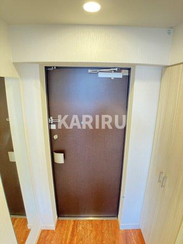 プレジオ関目 の玄関