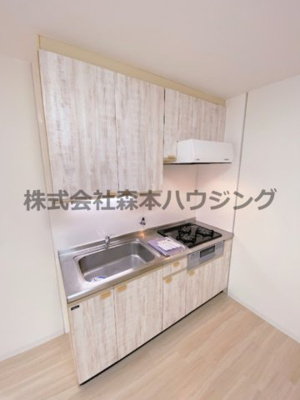 【キッチン】 | 　カルチェ・ダムールB棟 | お料理しやすいキッチンです
