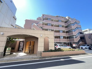 ~上 大 岡 駅 利 用 × 新 規 リ フ ォ ー ム~ナイスアーバン上大岡フラッツの画像