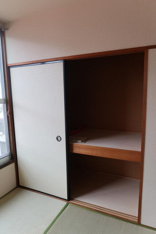 奥行のある押入れ収納です！