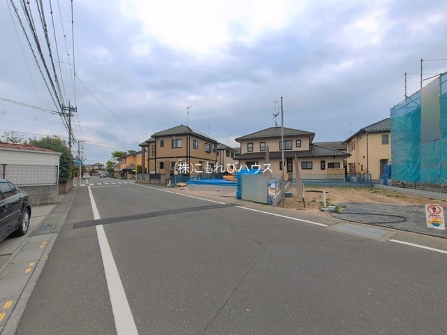 鴻巣市愛の町　新築戸建て（4区画）　03の前面道路含む現地写真|撮影：'26/04/15