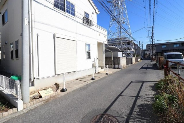 船橋市前原西4丁目の前面道路含む現地写真