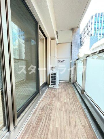 大阪市淀川区西宮原１丁目の賃貸マンションのバルコニー