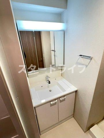 大阪市淀川区西宮原１丁目の賃貸マンションの洗面所