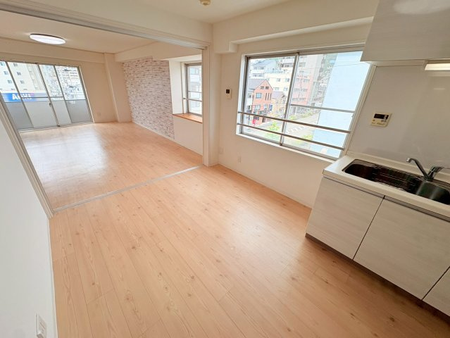 グランディア六甲将軍通の居間・リビング
