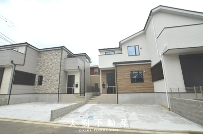 【外観】 | 綾瀬市綾西3丁目　新築戸建て　全２棟【仲介手数料無料】 | 建物完成しました！！内見可能です♪