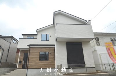 【前面道路含む現地写真】 | 綾瀬市綾西3丁目　新築戸建て　全２棟【仲介手数料無料】