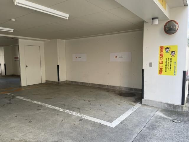 ウィン本厚木　ＡｓｉａＢＯＸの駐車場