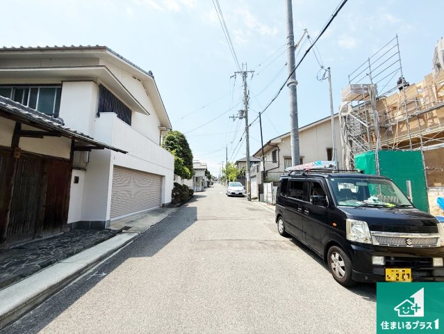 大阪狭山市西山台　第1期　新築一戸建ての前面道路含む現地写真|周辺は落ち着いた街並みの住宅地！子育てがしやすい住環境です！まだ未完成ですが、現地でしかわからない事もございます。是非一度ご覧ください。