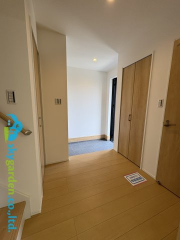 鎌倉市浄明寺４丁目1期　新築戸建　全２棟２号棟の玄関|玄関ホールの様子