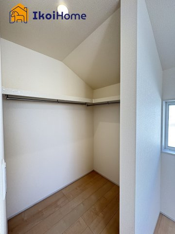 神戸市垂水区千鳥が丘２丁目３期　全２棟１号棟　新築戸建の収納|【ホームページに現地動画掲載中】●年中無休：当日予約可●便利なウォークインクローゼットも3か所完備！