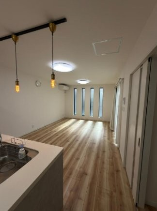 高倉1丁目　中古一戸建ての居間・リビング|LDK16.0帖
■物件内覧・資金計画相談・住宅ローン相談、リフォーム相談、お問合せ受付中■
※当日・翌日のご内覧、ご相談はお電話でのお問合せがスムーズです！