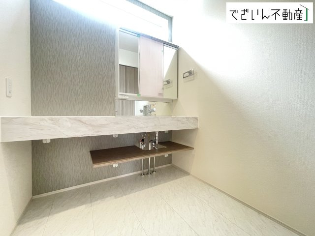 【独立洗面台】 | blooming garden久喜市本町5丁目4期　新築住宅 | 現地(2026年7月撮影)