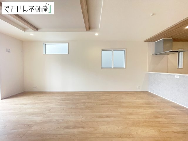 【居間・リビング】 | blooming garden久喜市本町5丁目4期　新築住宅 | 現地(2026年7月撮影)