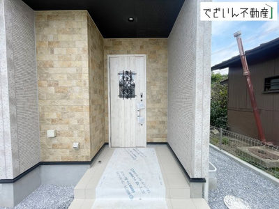 【玄関】 | blooming garden久喜市本町5丁目4期　新築住宅 | 現地(2026年7月撮影)