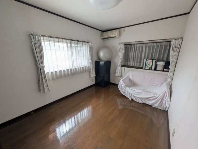 朝倉郡筑前町野町　中古戸建の洋室|6帖の洋室です。