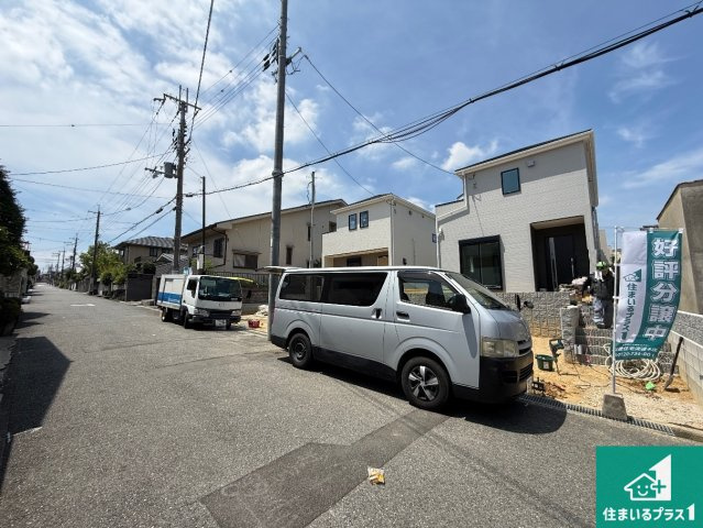 大阪狭山市西山台　第1期　新築一戸建ての前面道路含む現地写真|周辺は落ち着いた街並みの住宅地！子育てがしやすい住環境です！まだ未完成ですが、現地でしかわからない事もございます。是非一度ご覧ください。