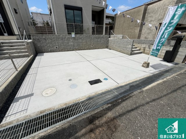 大阪狭山市西山台　第1期　新築一戸建ての駐車場|駐車スペース！散水栓があるので、こまめに愛車を洗えます！