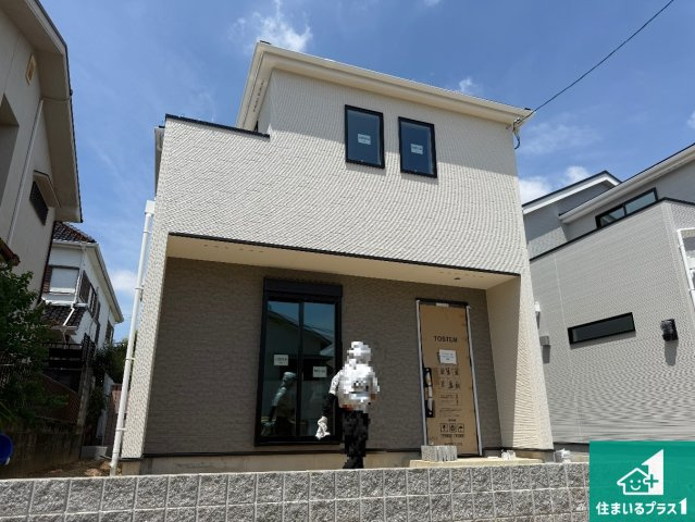 大阪狭山市西山台　第1期　新築一戸建ての外観|周辺は落ち着いた街並みの住宅地！子育てがしやすい住環境です！まだ未完成ですが、現地でしかわからない事もございます。是非一度ご覧ください。