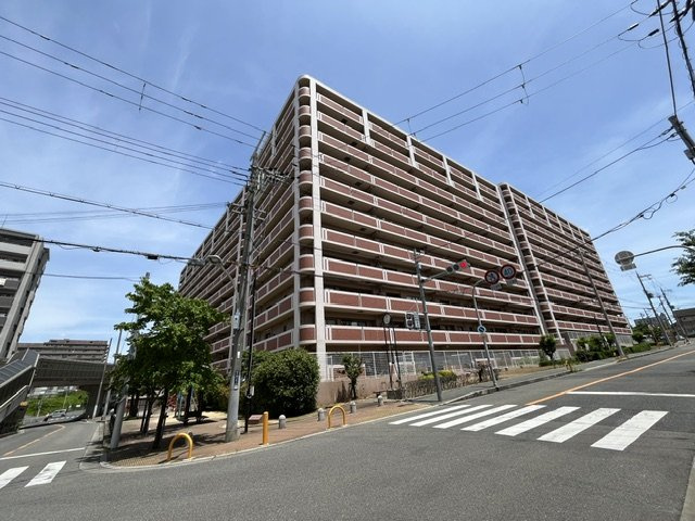 東急ドエルアルス和泉中央の外観