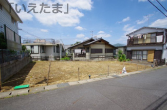 【前面道路含む現地写真】 | 【仲介手数料無料！！】川崎市麻生区多摩美2丁目　新築戸建て（全1棟）1号棟　4880万円 | 令和8年5月25日撮影　建築中