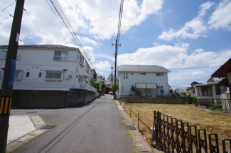 【前面道路含む現地写真】 | 【仲介手数料無料！！】川崎市麻生区多摩美2丁目　新築戸建て（全1棟）1号棟　4880万円