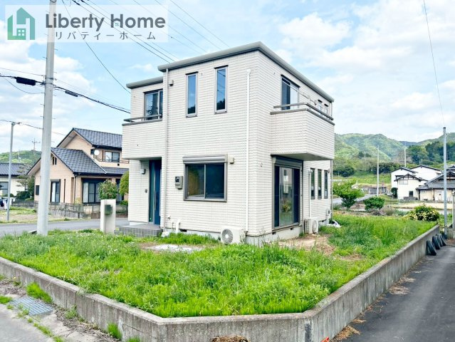常陸太田市春友町　中古戸建の外観