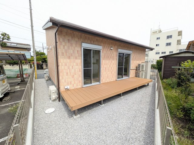 八王子市　大楽寺町　平屋（新築未入居戸建て）の庭|～ガーデニングなども楽しめる庭付き～