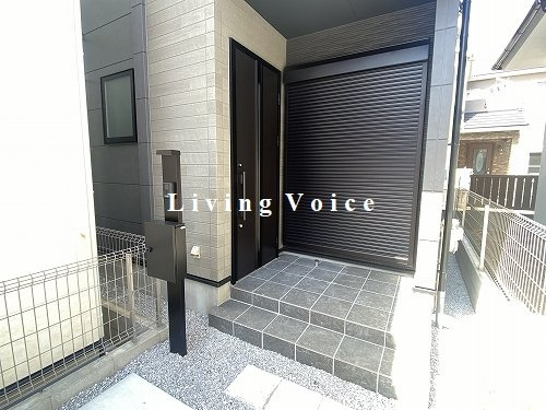 【玄関】 | 【仲介手数料０円】茅ヶ崎市南湖5期　新築一戸建て　全2棟 | 【仲介手数料０円】茅ヶ崎市南湖5期　新築一戸建て　全2棟