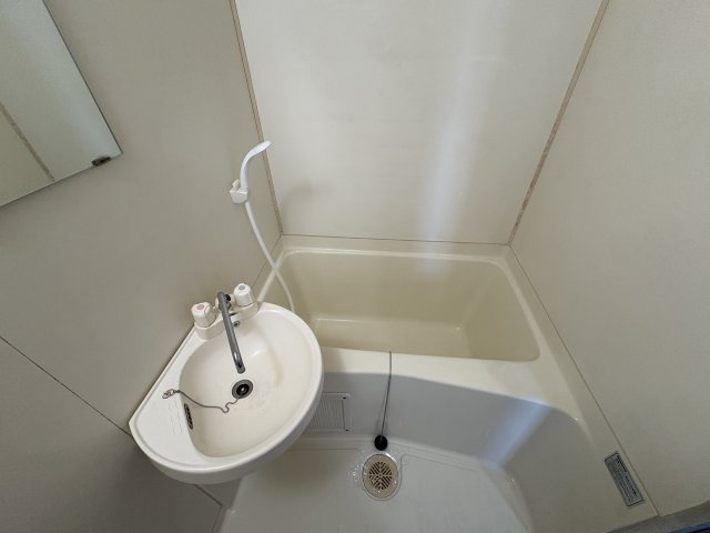 【浴室】 | アパートメント二階 | アパートメント二階 （GoodHome）