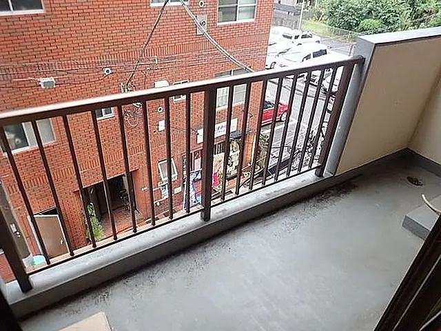 豊玉屋ビルのバルコニー