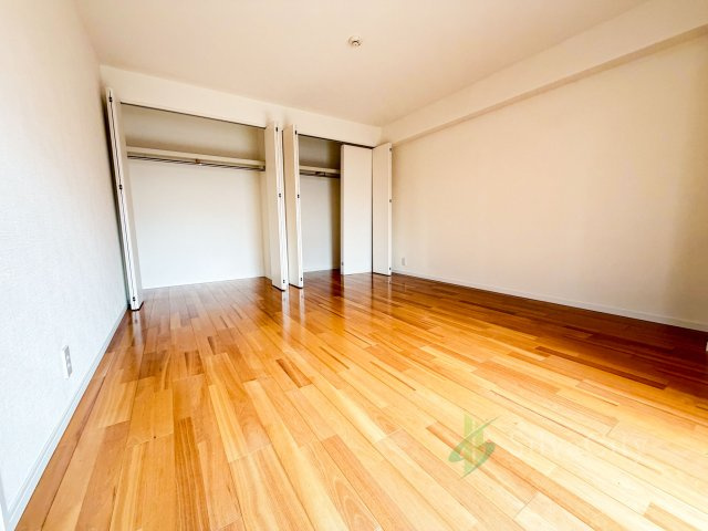 シャンボール小石川の洋室