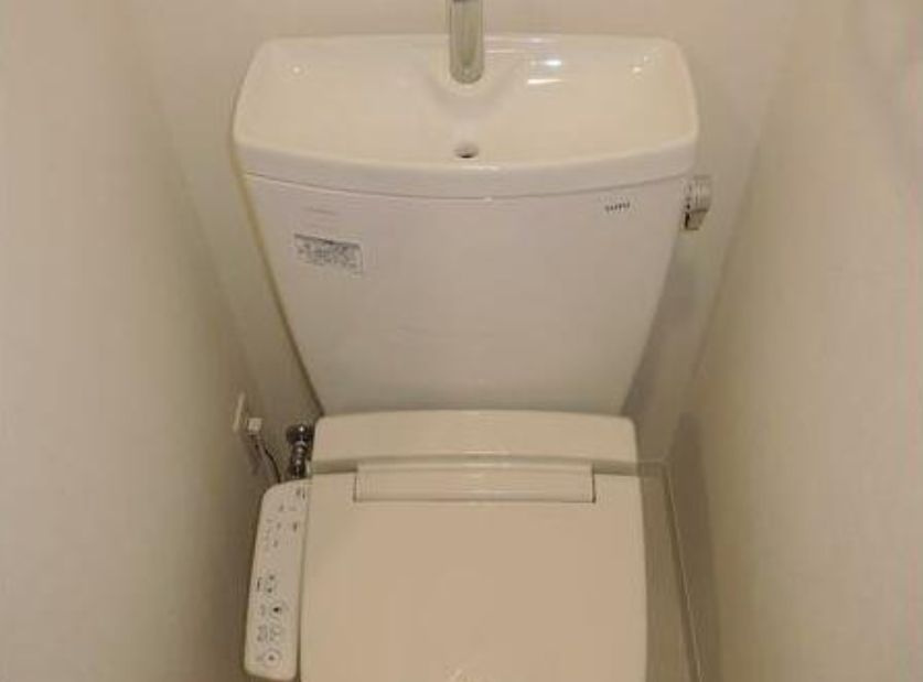 ブラントーレ哲学堂のトイレ|（同一仕様写真）