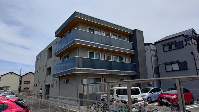 D-residence別所中の町の外観