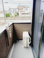 お洗濯にも便利なバルコニー付き