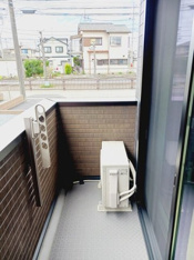 お洗濯にも便利なバルコニー付き