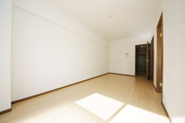 グランピアの洋室|別部屋同一間取りのお写真となります。