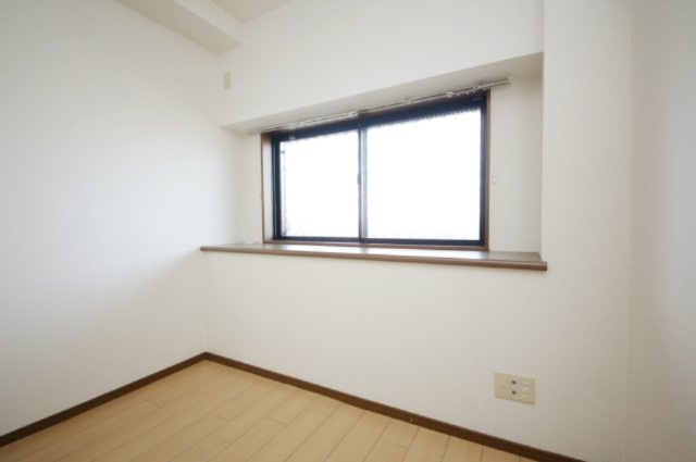 グランピアの洋室|別部屋同一間取りのお写真となります。