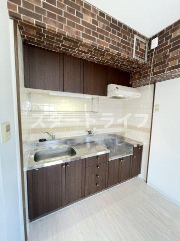大阪市東淀川区東中島２丁目の賃貸マンションのキッチン